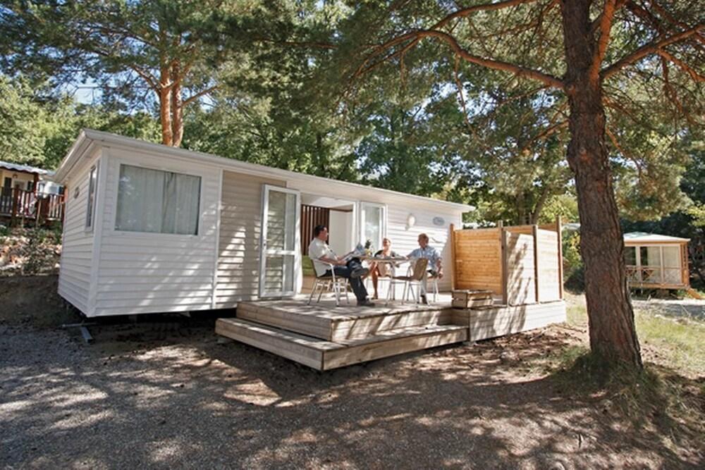 Camping Domaine De Chanteraine Les Salles-sur-Verdon Eksteriør bilde
